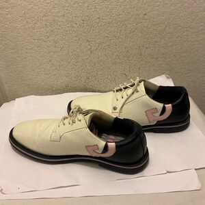 G/FORE Men’s Quarter G Gallivanter Golf Shoes 12/45 Oxfords with Pink Accent